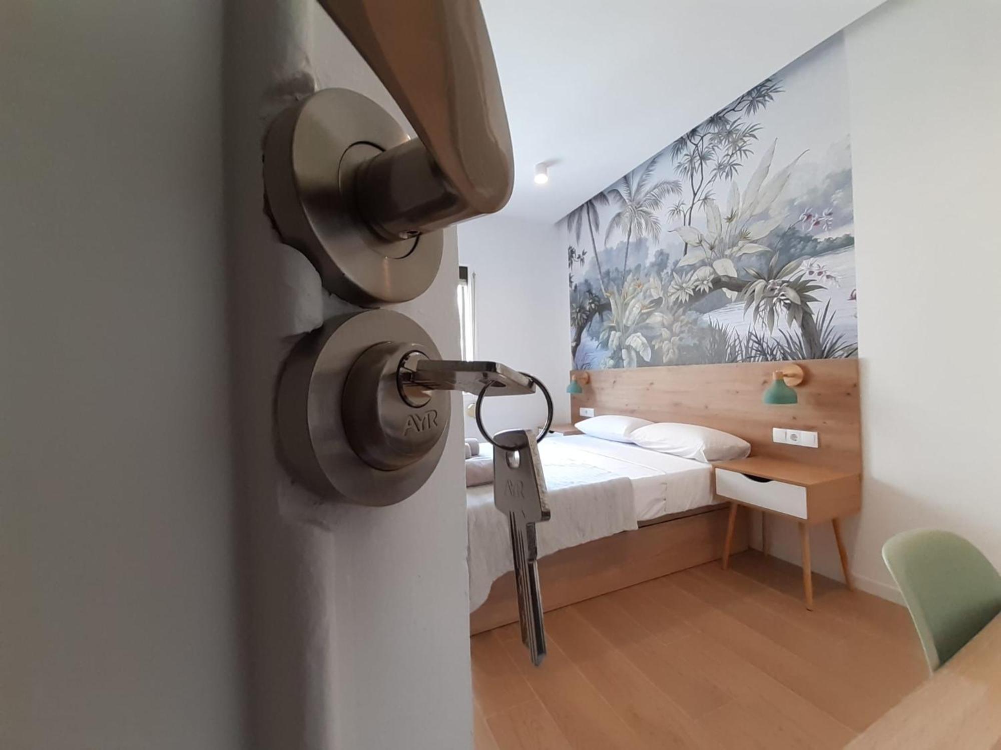 Good Energy Rooms Alicante Exterior foto